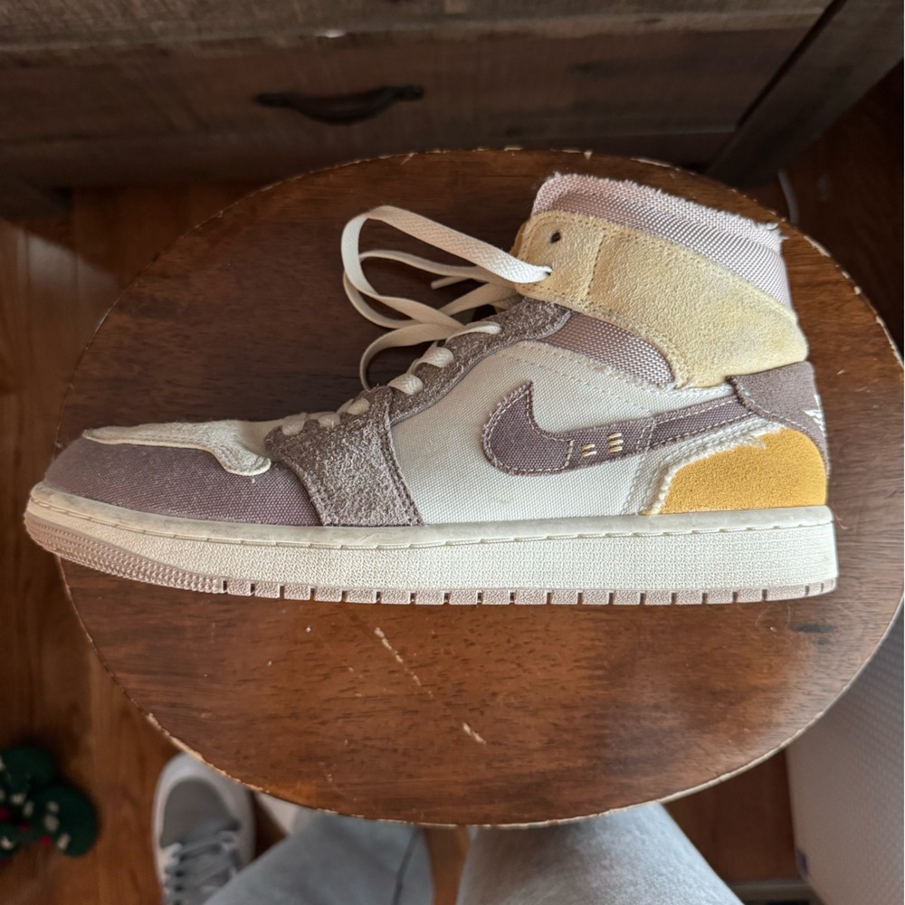 Air Jordan 1 High; Men’s SE Craft